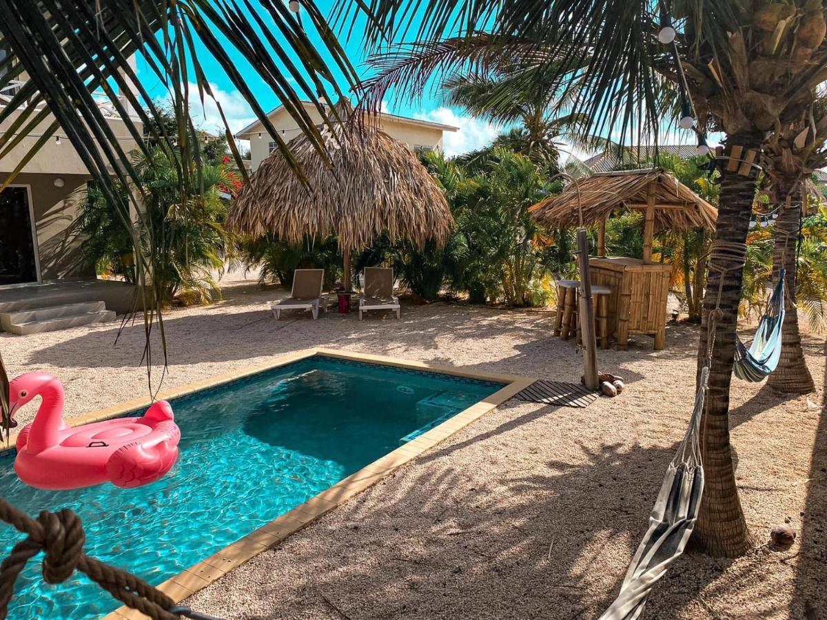 Caribbean Oasis Apartments Willemstad Extérieur photo